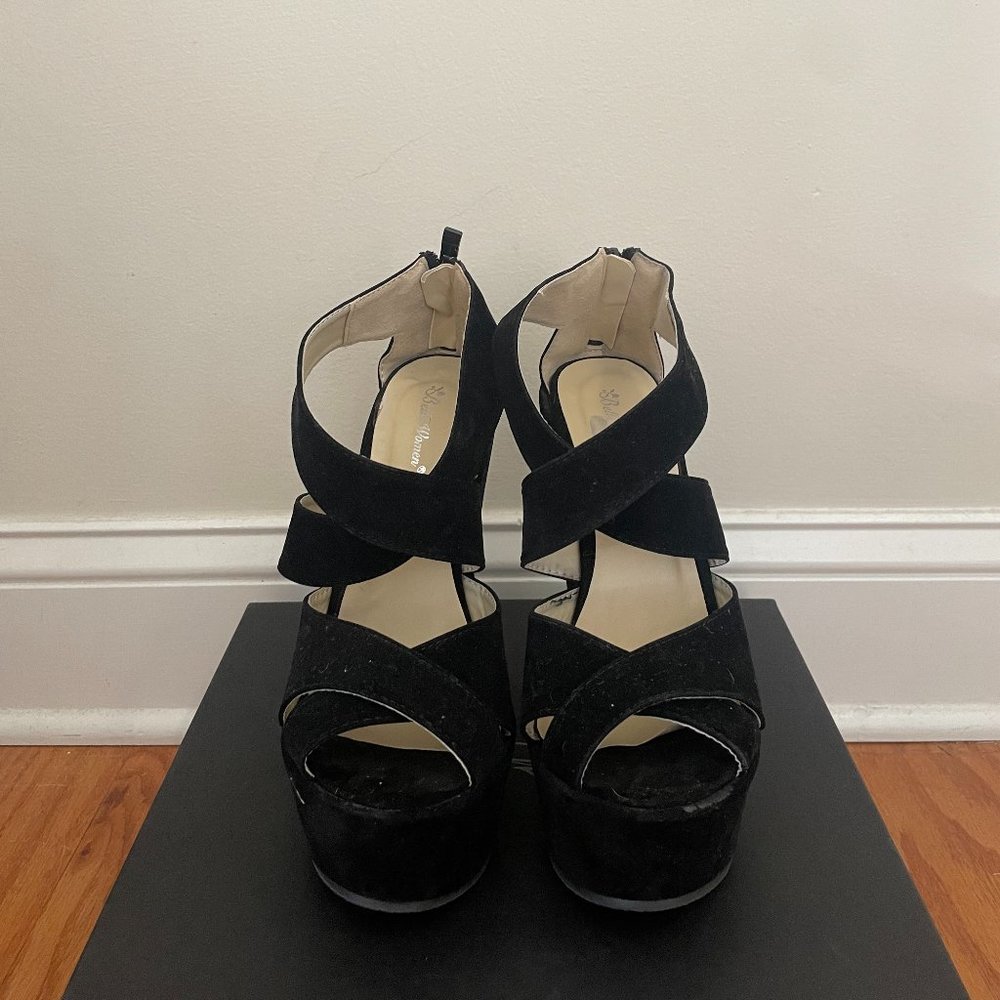 Belle Women black suede wedge heel